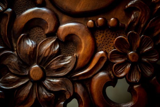 Discover the Art of Handmade Furniture and Wood Carving: Timeless Craftsmanship