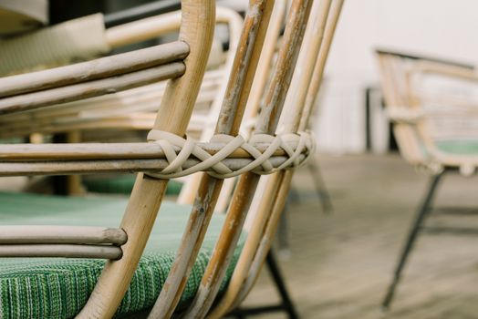 Blending Styles: Uniting Handcrafted Furniture with Modern Design